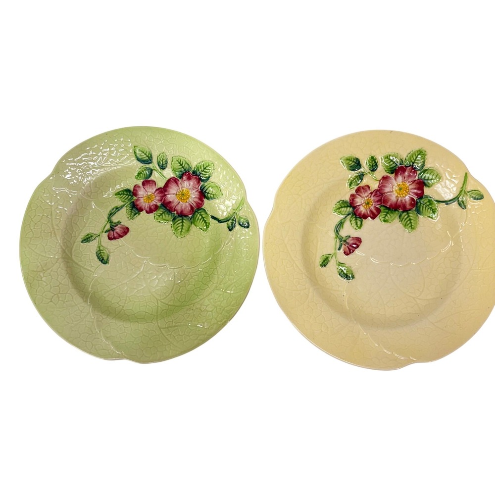 Carlton Ware Wild Rose‎ Plates Set of 2 Green Yellow Made in England Vintage 9in